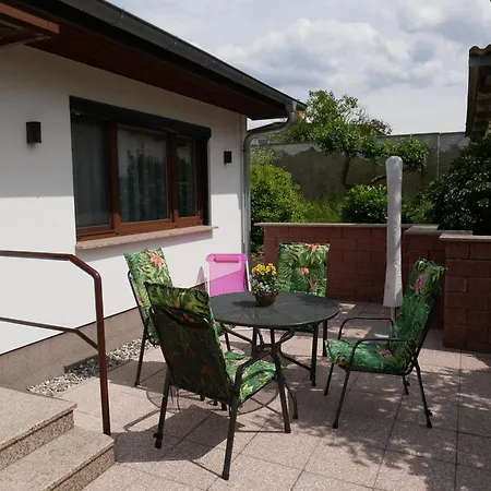 Ramthun Mit Terrasse & Wlan Apartment